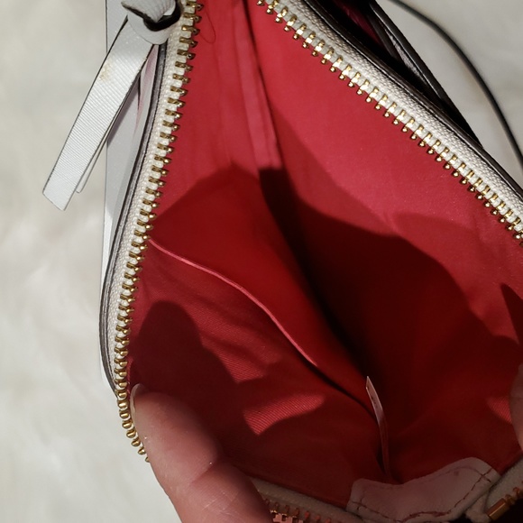 Coach cross body purse - Picture 5 of 7